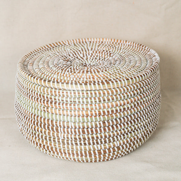 white lidded basket